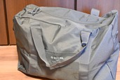 【『MonoMax 2026年10月号』(宝島社)】全部荷物を入れてもしっかり閉まります。