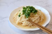 【塩レモンそうめん】シンプルな油そば風アレンジ！