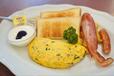 【ロイヤルホスト　ブレックファストメニュー】「オムレツプレート（トースト）803円（税込）」