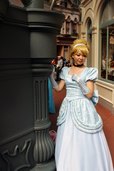 「ディズニー・ハロウィーン」一般ゲストのディズニー仮装 シンデレラ