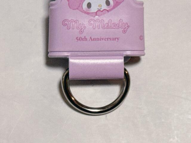 Dカンにキーホルダーをまとめてすっきりつけられるグッズ