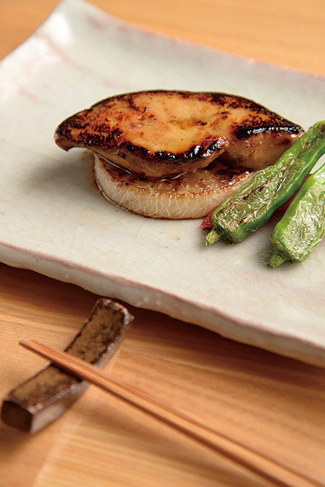 Haru dining（日本橋）　フォアグラの西京漬鉄板焼1600円（税別）