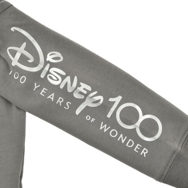 ミッキー&ミニー キッズ用長袖Tシャツ The Disney100 Platinum Celebration Collection 4,400円