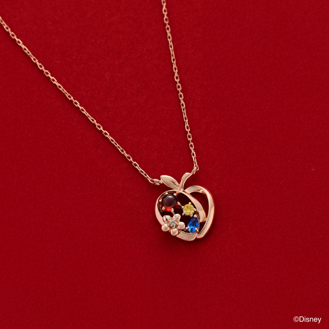 ネックレス ¥19,800｜サマンサティアラ ディズニー・アニメーション映画『白雪姫』コレクション