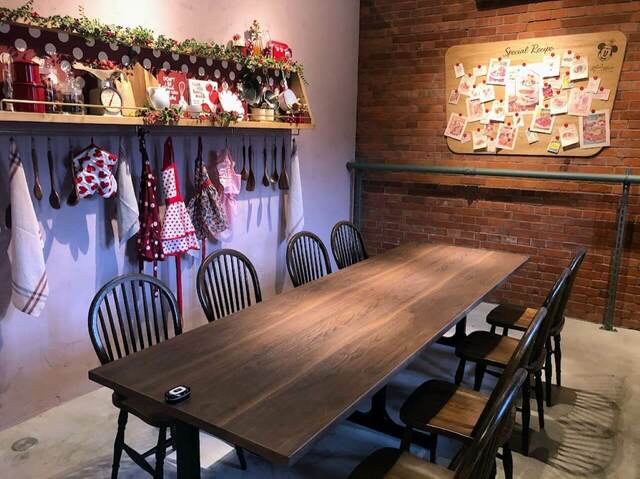 すべてがかわいいミニーマウスデザインの部屋