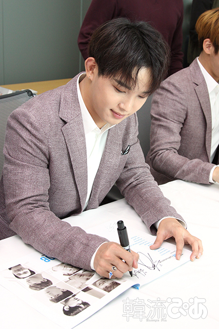 BTOBヒョンシク＠初フォトブック発売記念サイン会