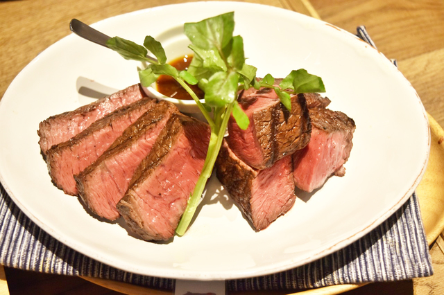 肉厚でジューシーなランプ