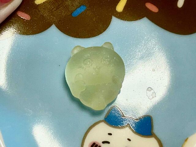 グミも細部まで凝っています！ちいかわのキラキラおめめもしっかり再現！【ちいかわぷっくりラバマスグミ2】