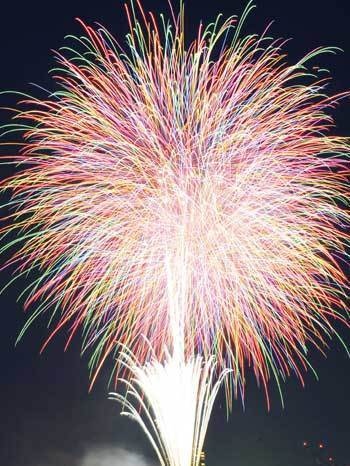 2015年「必見花火大会」厳選21／平成27年度川崎市制記念 多摩川花火大会