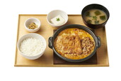 【やよい軒 激推しメニューランキング 7位】「ミックスとじ定食」990円（税込）