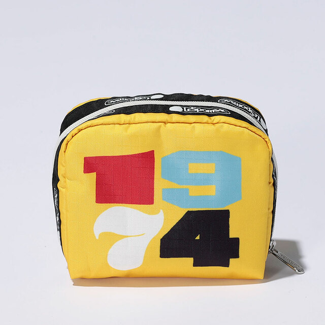 【レスポートサック×SHOGO SEKINE／Typography】1974 Cosmetic（高さ9×幅11×奥行5cm・5,500円）