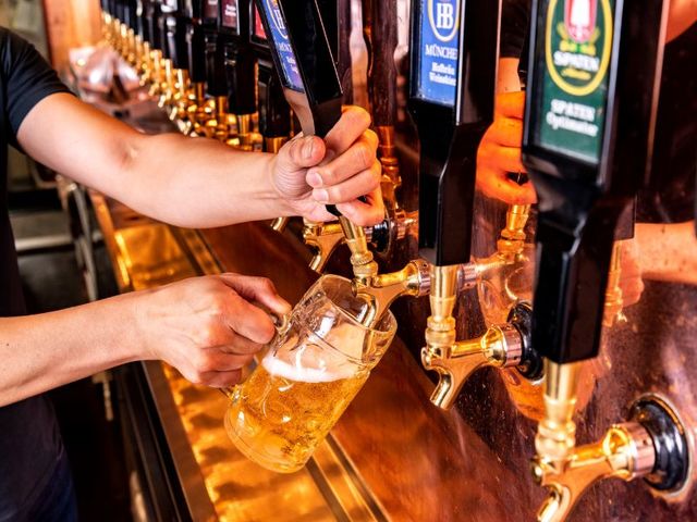 Z BURGER&CRAFT BEER TAP