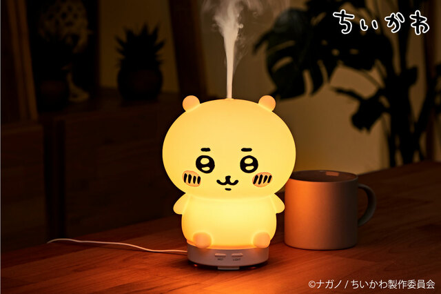 【ちいかわ ルームライト加湿器】ライト＆加湿モード