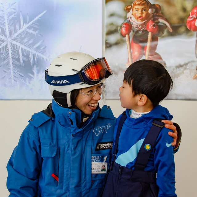 車山高原 SKYPARKスキー場「スマイルキッズスノーアカデミー」
