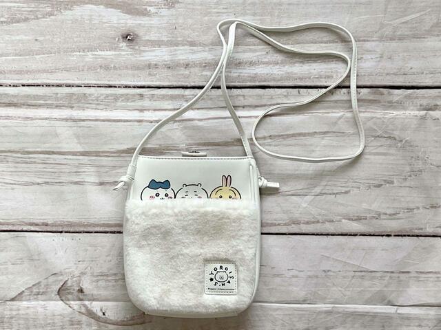 至るところにかわいさが詰め込まれているデザイン…！【GU（ジーユー）ショルダーポーチ Chiikawa】