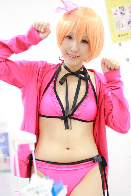 コスプレ美女に会える「コスエクスプレス」