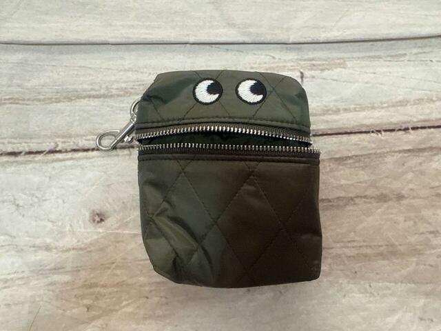 くるっと返してポーチチャームにイン！