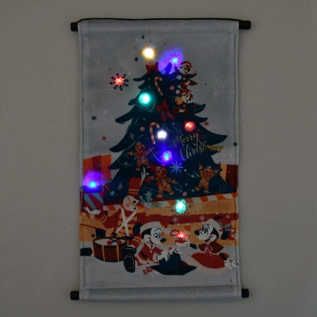 ミッキー＆フレンズ LEDタペストリー DISNEY CHRISTMAS 2022 2,640円