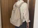 【無印良品　肩の負担を軽くする　撥水　リュックサック】5kgのお米を入れて背負った状態。後ろに引っ張られる感覚がなく、重心が安定しています◎