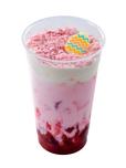 「ディズニー・イースター」スペシャルドリンク（サクラ＆ベリー、ミルク）、スーベニアスリーブ付き 1,200円｜東京ディズニーランド「リフレッシュメントコーナー」