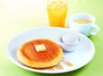 「パンケーキ＆ゆで卵セット（日替わりスープ・ドリンクバー付き）」550～700円（税込）