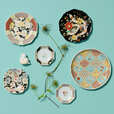 【ナタリーレテ×アフタヌーンティー】中皿九谷焼 各¥4,400、大皿九谷焼 ¥5,940、小皿九谷焼 ¥2,200、豆皿九谷焼 ¥1,650