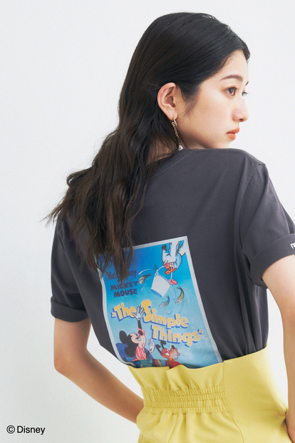 LILY BROWN×ディズニー】夏を楽しむミッキーがお洒落♪「Tシャツ