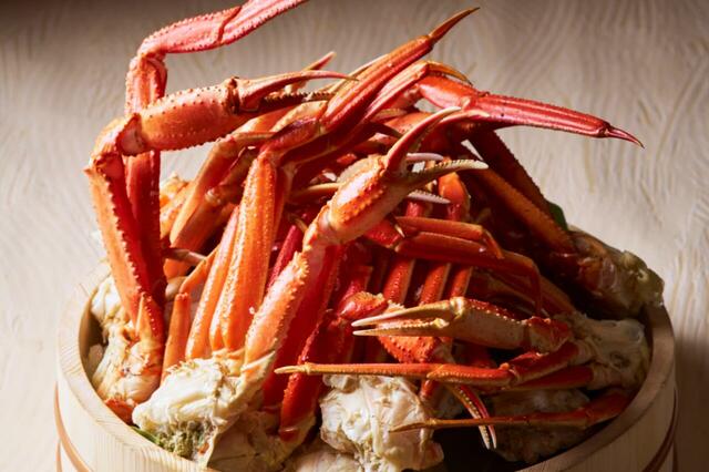 「土・日・祝日のランチ限定 カニ食べ放題」＜期間：2026年3月10日〜7月6日＞【【沖縄】進化した“至福の海老づくしビュッフェ”！「ヒルトン沖縄北谷リゾート」の大人気ビュッフェが3年連続で開催されます！】
