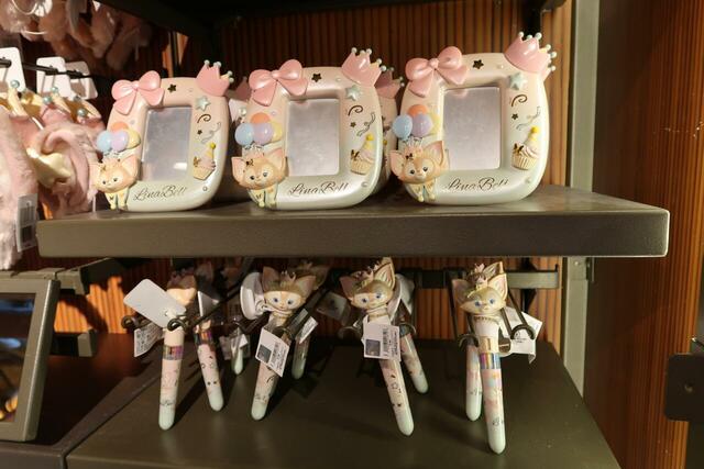 リーナ・ベルの写真立てなど