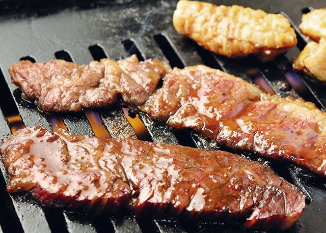 関西ホルモンの名店11／かっぱ 梶岡（庄内）　ハラミ3兄弟 1150～1650円