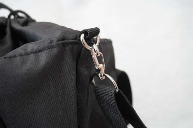 シルバーの金具がおしゃれ