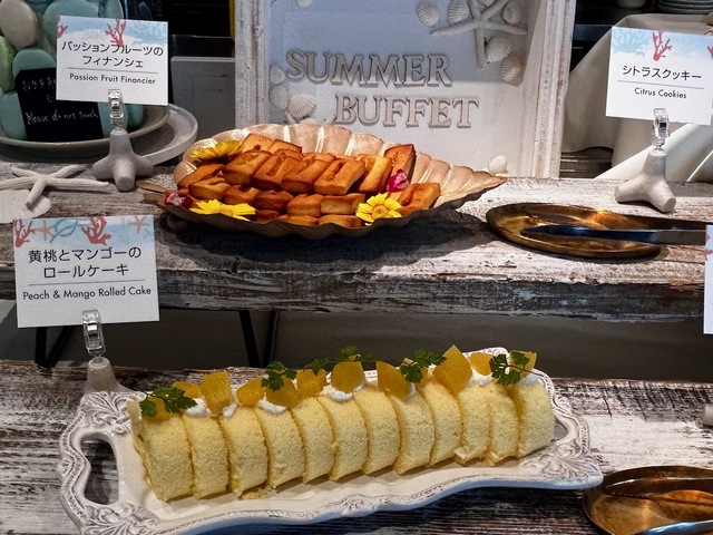 【ザ キッチン サルヴァトーレ クオモ銀座】ドルチェの一部。スイーツもよりどりみどりでした