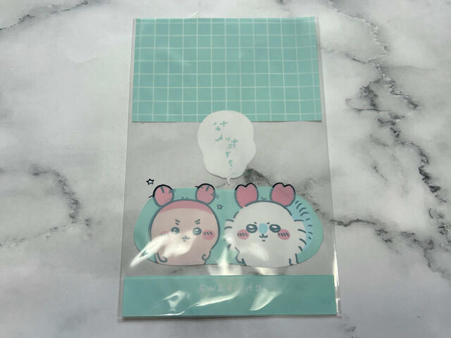 裏面はクリアなので中身が透けて見えるのもかわいいポイント!