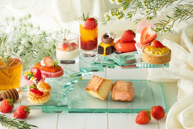 「Bee My Honey（ビー・マイ・ハニー）」ストロベリーデラックスアフタヌーンティー