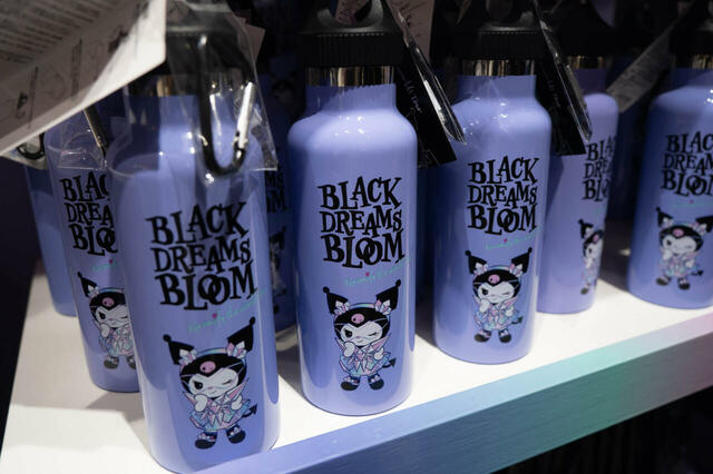 ステンレスボトル 3,400円|ユニバーサル・スタジオ・ジャパン「クロミ・ライブ ~世界クロミ化ツアー クリスタル・クリア~」グッズ