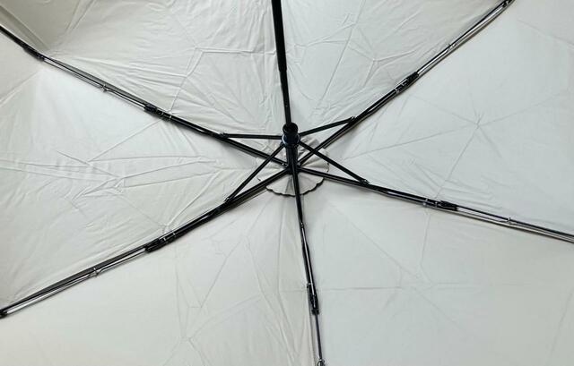 裏面から見ても特に透け感はなし