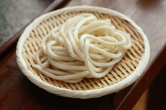 【三宮】しゃぶしゃぶ・すき焼き 古もん　うどん玉　300円