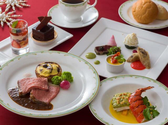 スペシャルコース 9,800円|S.S.コロンビア・ダイニングルーム|東京ディズニーリゾート「ディズニー・クリスマス」スペシャルメニュー