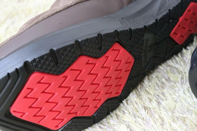 【ワークマン 防寒ケベックショート】雨の日、雪の日も滑りづらい