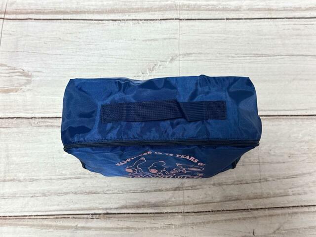 上部には持ち手付きで持ち運びに便利!