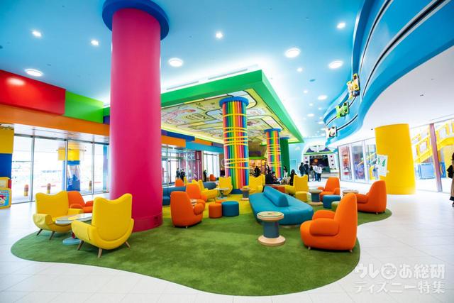 東京ディズニーリゾート・トイ・ストーリーホテル「ロビー」