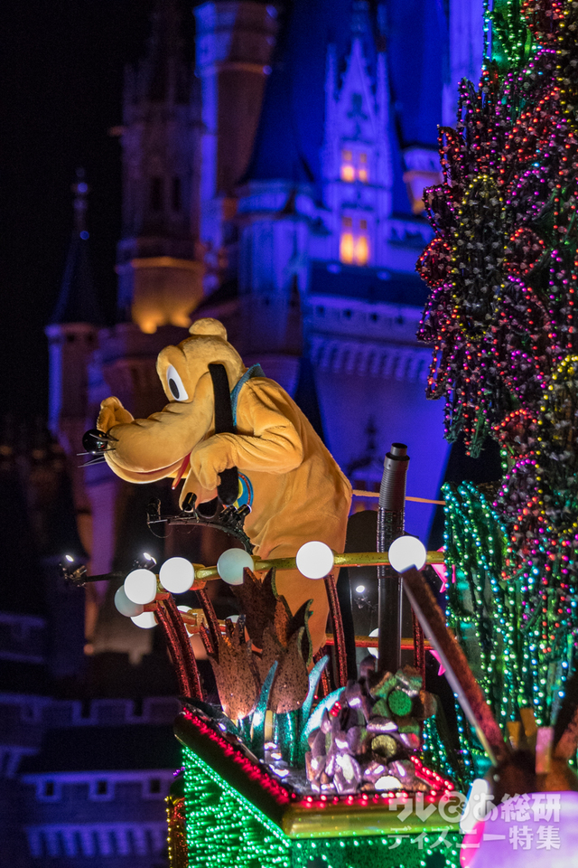 クリスマスバージョン「東京ディズニーランド・エレクトリカルパレード・ドリームライツ」(2016年)|東京ディズニーランド「クリスマス・ファンタジー」