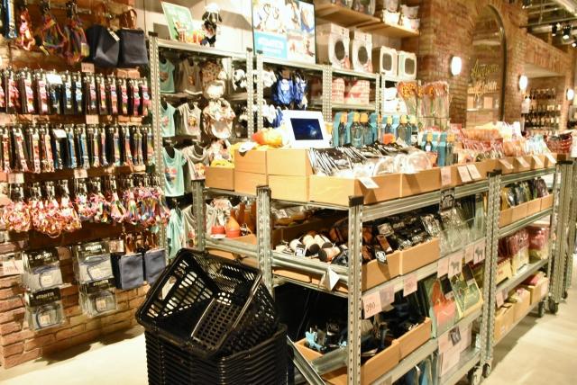 【AWESOME STORE TOKYO（オーサムストア トーキョー】ペットグッズもかわいい～！