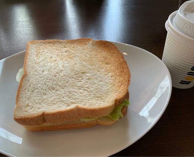 【#朝ドトール】食パンはこんがりトーストされていておいしい！