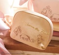 ティッシュケースポーチ 3,290円/Maison de FLEUR「くまのプーさん」 COLLECTION
