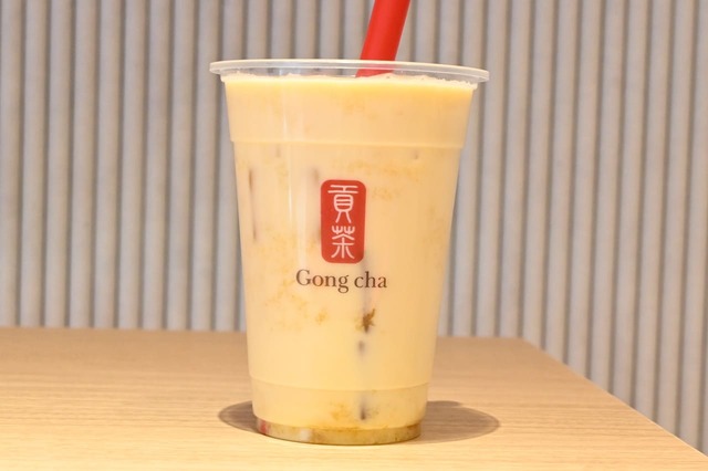 【ゴンチャ 原宿神宮前店】「マンゴー阿里山ウーロン ミルクティー」（ICED）S 520円 M 570円 L 660円