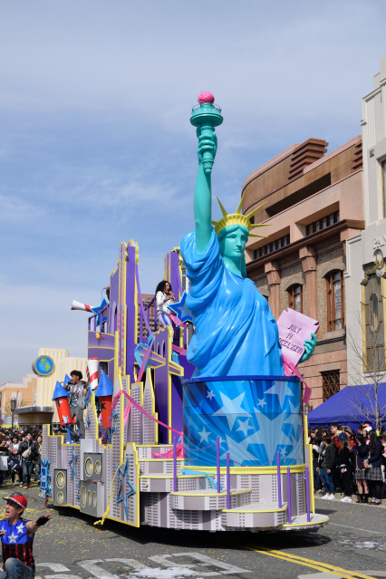 ユニバーサル・スタジオ・ジャパン「ユニバーサル・RE-BOOOOOOOON(リ・ボーン)・パレード」