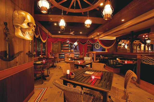 船内に乗り込んだような気分にさせてくれる（KING OF THE PIRATES）