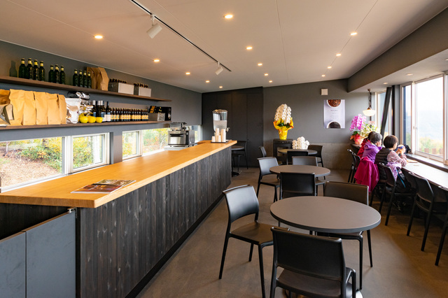 「THE CITY BAKERY」