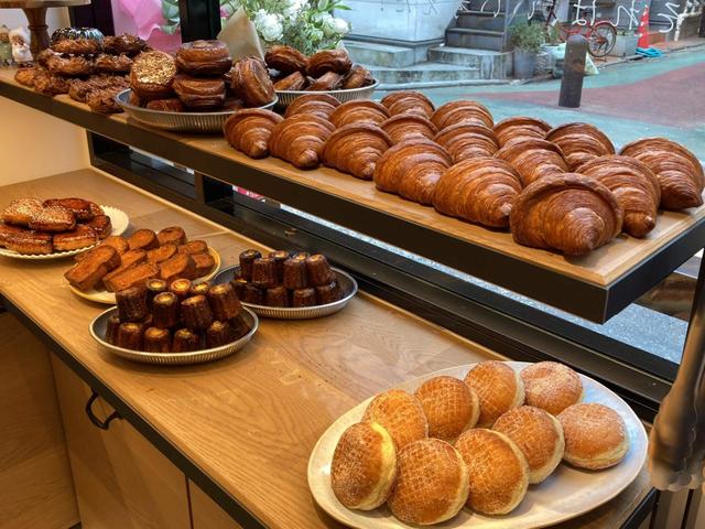 セテュヌ ボンニデー店内